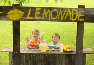 lemonade-stand-600x420